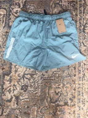 Nike Challenger Dri-FIT 5-inch running shorts